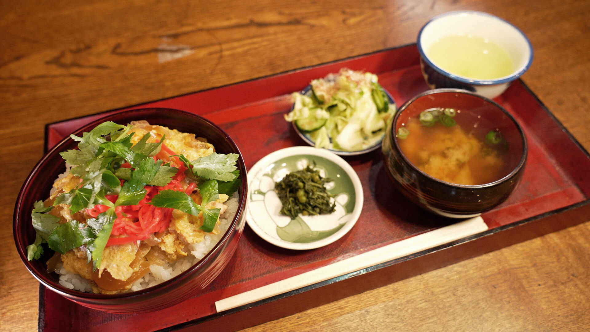 山荘・四季楽園 「親子丼」