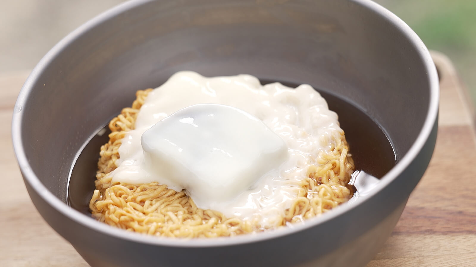 チーズカレーチキンラーメン