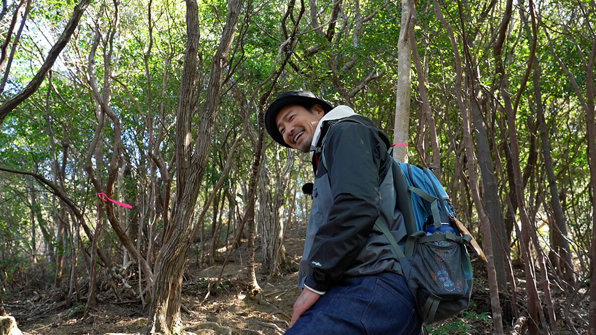 真妻山は、急勾配がキツいところが多く、スタッフも息が上がりました。